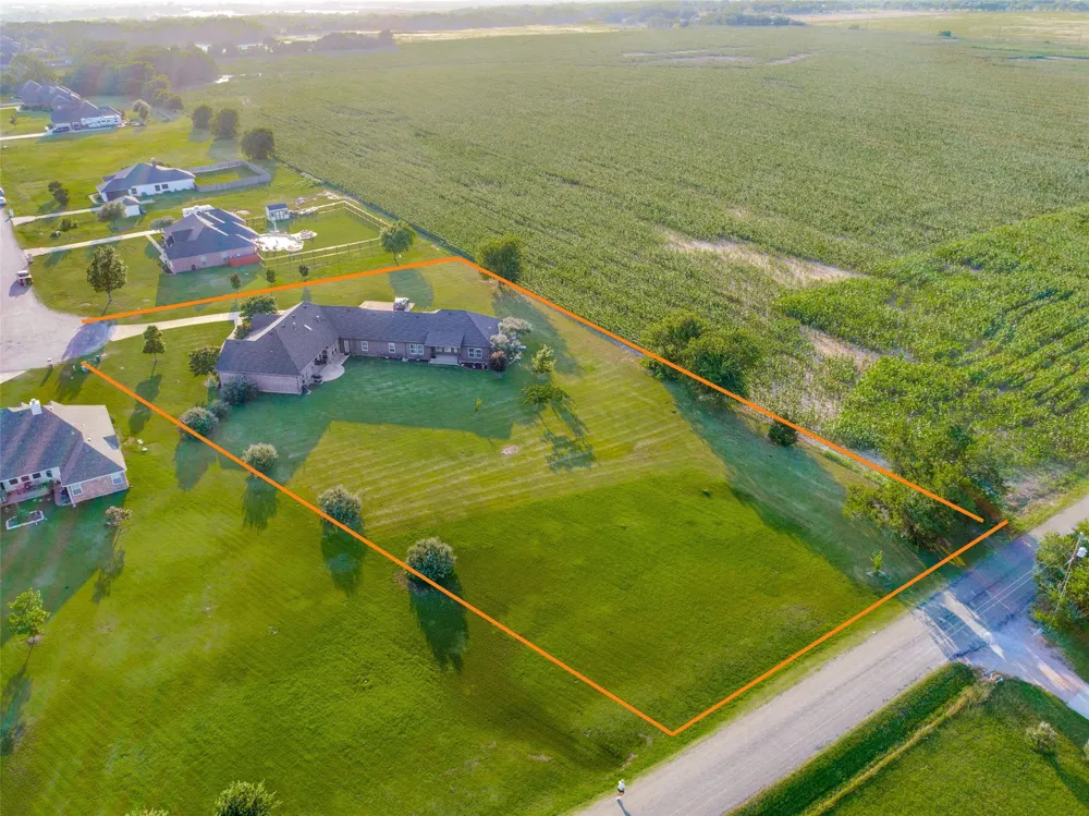 158 Whispering Winds Drive Gunter, TX 75058