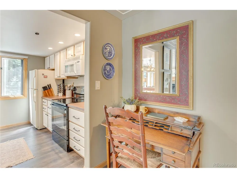 1206 Village Road #A-108 Avon, CO 81620