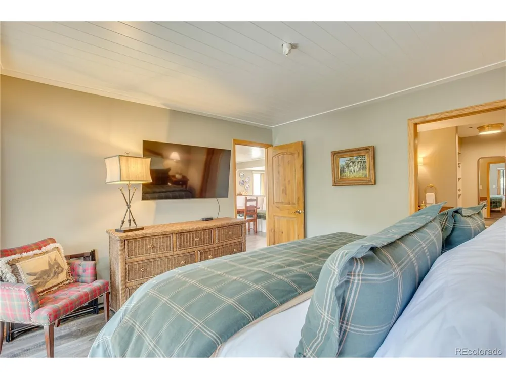1206 Village Road #A-108 Avon, CO 81620