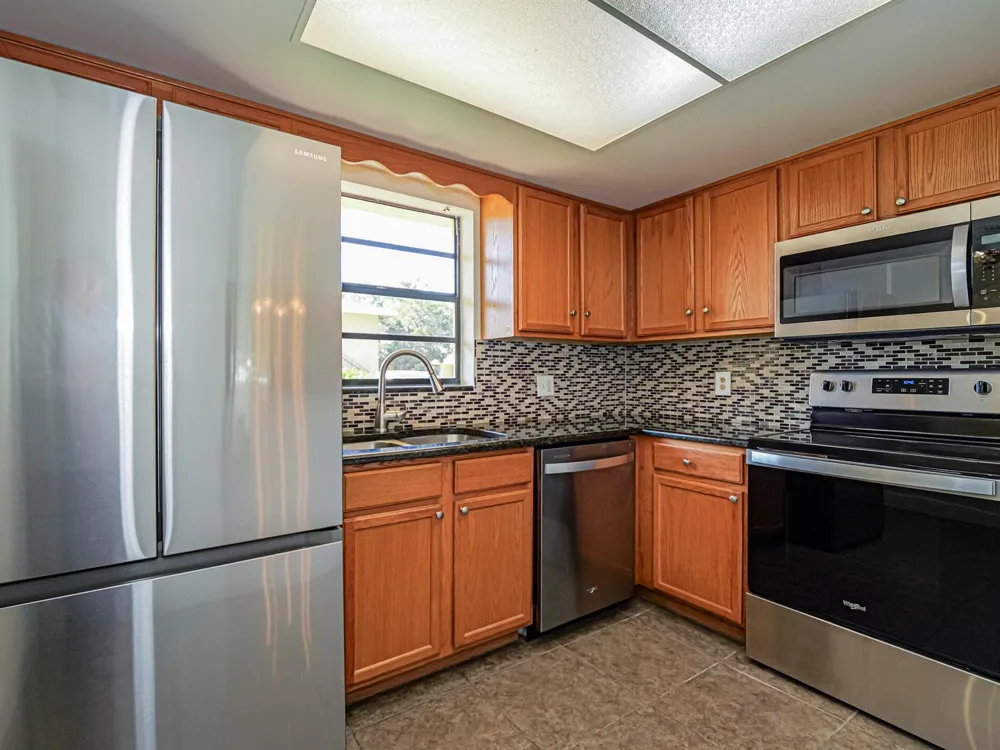 400 18th Street #G2 Vero Beach, FL 32960