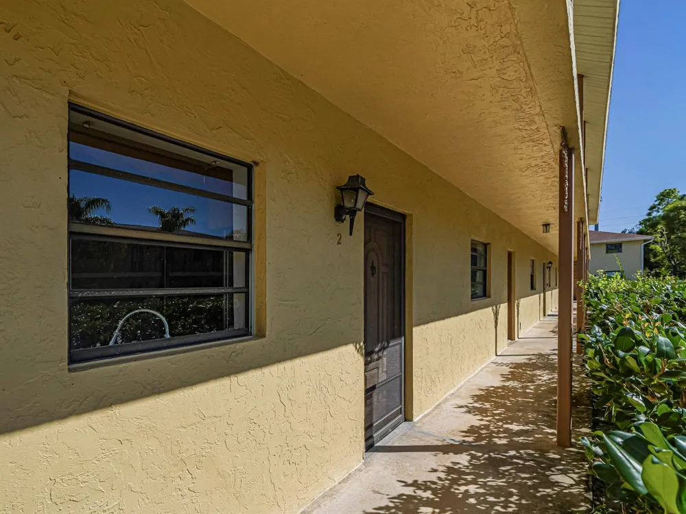400 18th Street #G2 Vero Beach, FL 32960