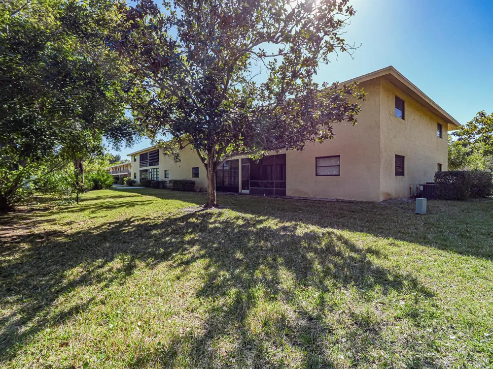 400 18th Street #G2 Vero Beach, FL 32960