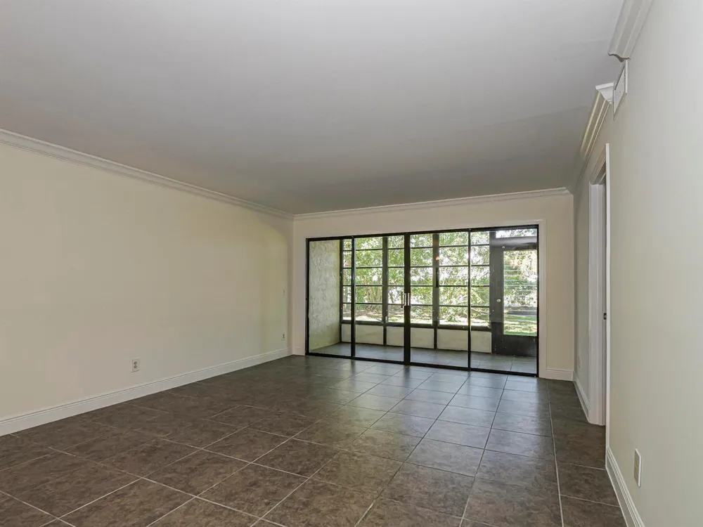 400 18th Street #G2 Vero Beach, FL 32960