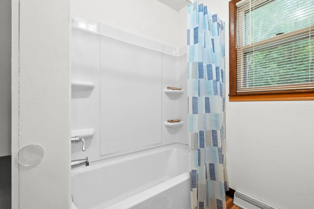 4445 Sassafras Lane Battle Creek, MI 49017
