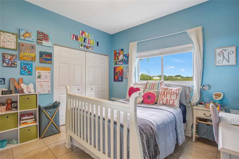 19616 LIVINGSTON AVENUE Lutz, FL 33559