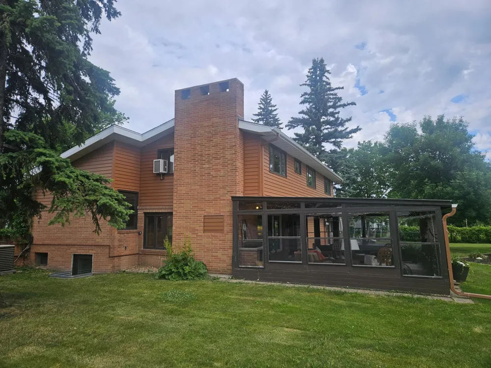 1310 4th Street Wahpeton, ND 58075