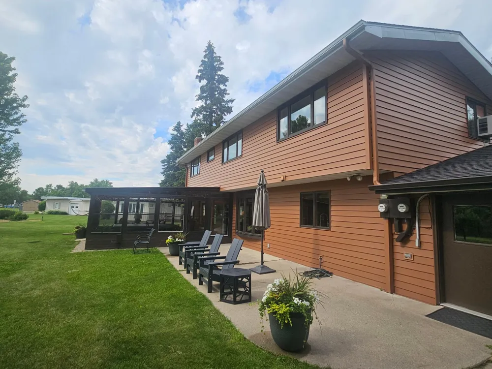 1310 4th Street Wahpeton, ND 58075