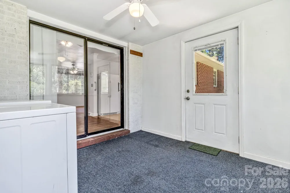 907 W Blue Ridge Road East Flat Rock, NC 28726