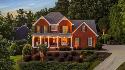 20 Lake Overlook Drive