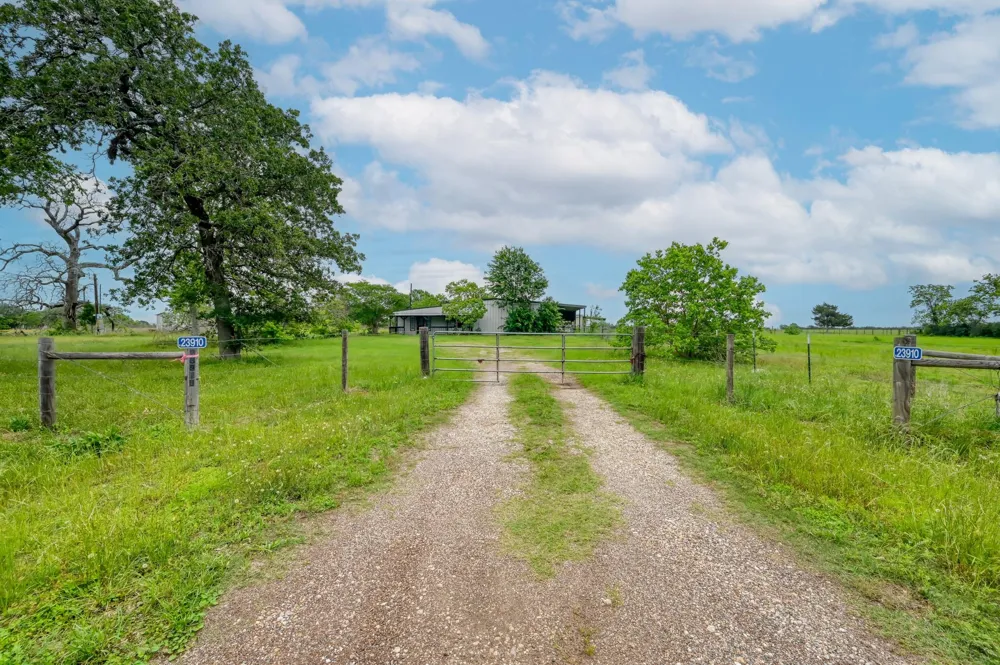 23910 Fm 362 Road Waller, TX 77484