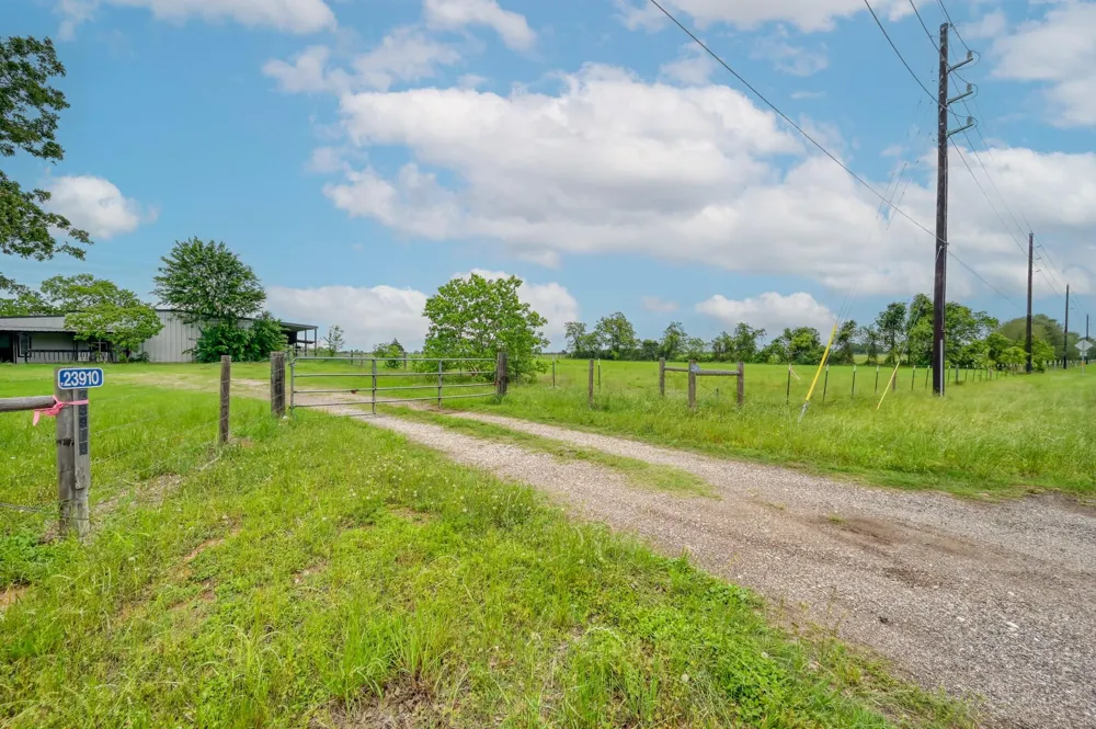 23910 Fm 362 Road Waller, TX 77484
