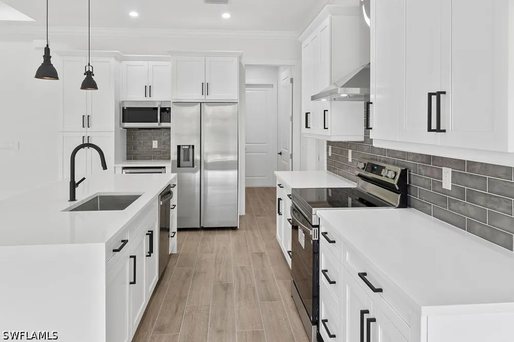 20th Street SE Naples, FL 34117