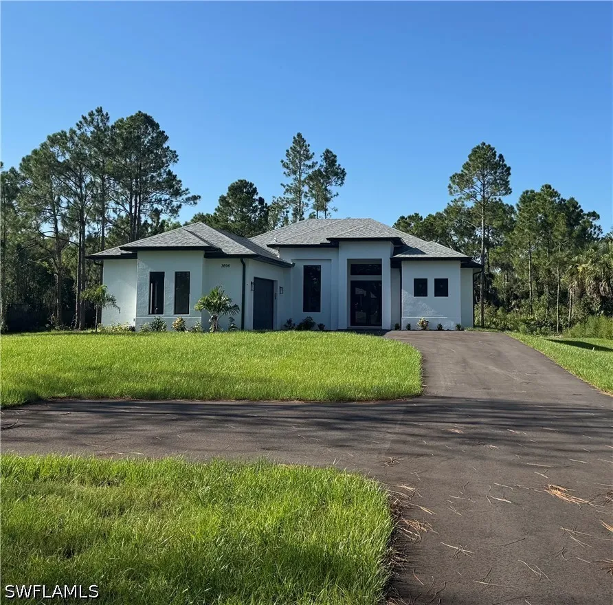 20th Street SE Naples, FL 34117