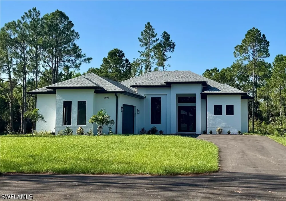20th Street SE Naples, FL 34117