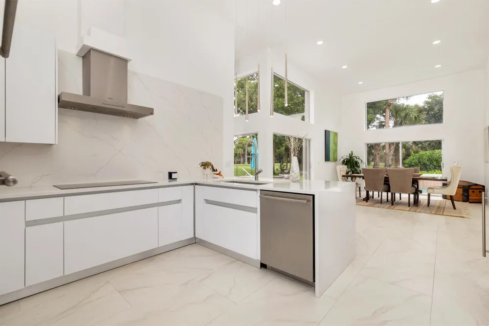 1084 Seagull Park Road S West Palm Beach, FL 33411