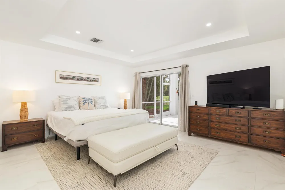 1084 Seagull Park Road S West Palm Beach, FL 33411
