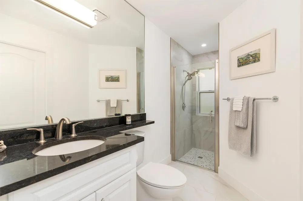 1084 Seagull Park Road S West Palm Beach, FL 33411