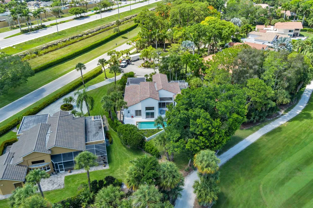 1084 Seagull Park Road S West Palm Beach, FL 33411