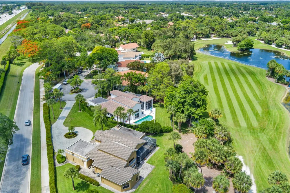 1084 Seagull Park Road S West Palm Beach, FL 33411