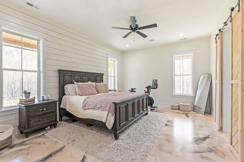 610 Dogwood Way Burns, TN 37029
