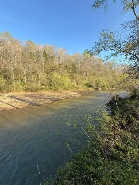 610 Dogwood Way Burns, TN 37029