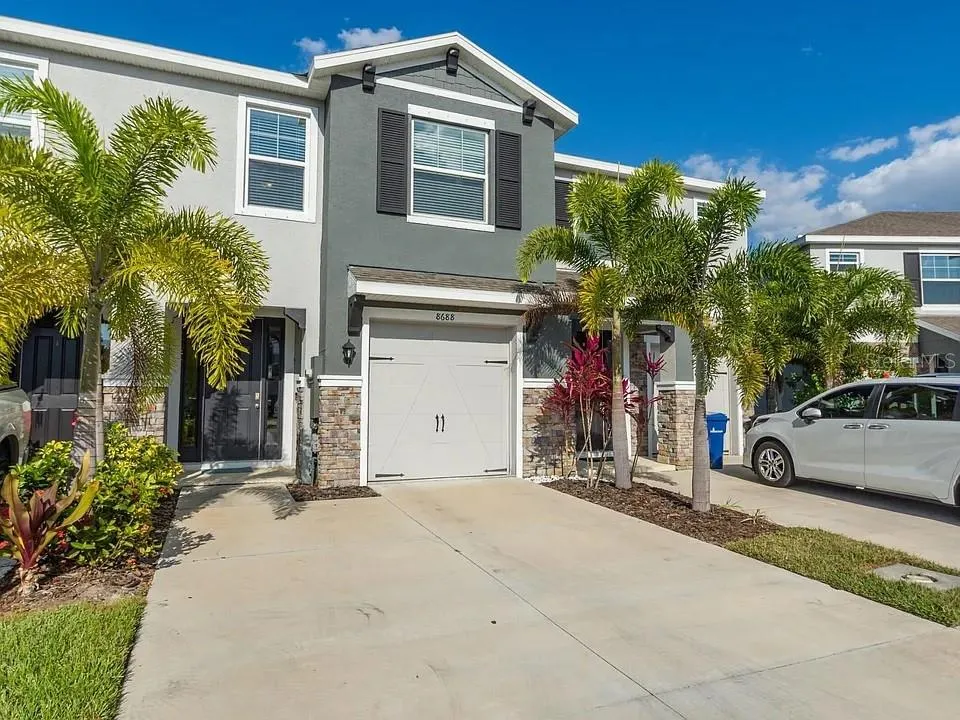 8688 ICE WINE STREET Sarasota, FL 34238