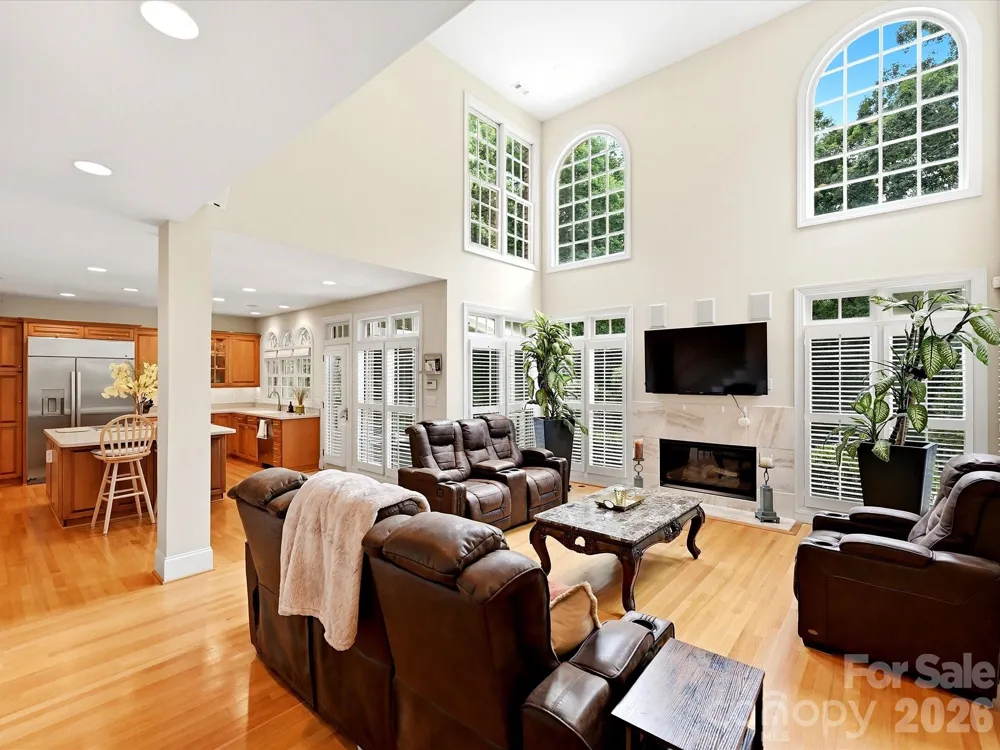2744 W Pinewood Road Chester, SC 29706