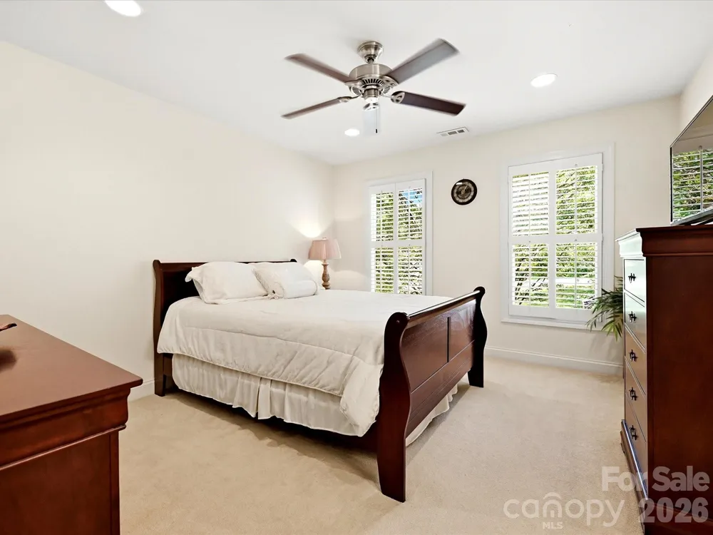 2744 W Pinewood Road Chester, SC 29706