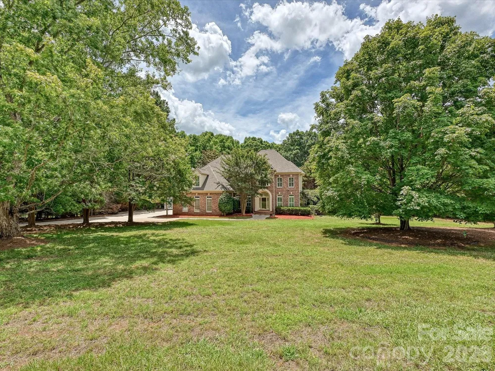 2744 W Pinewood Road Chester, SC 29706