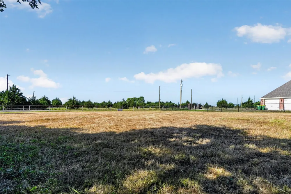 2041 Hudson Court Alvarado, TX 76009