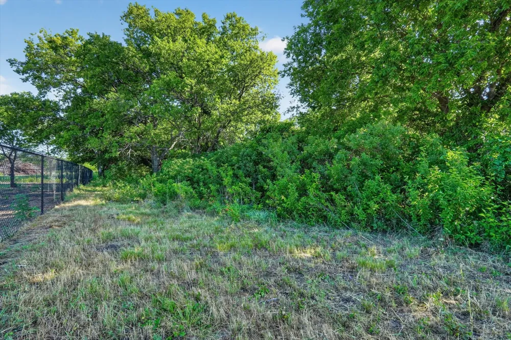2041 Hudson Court Alvarado, TX 76009