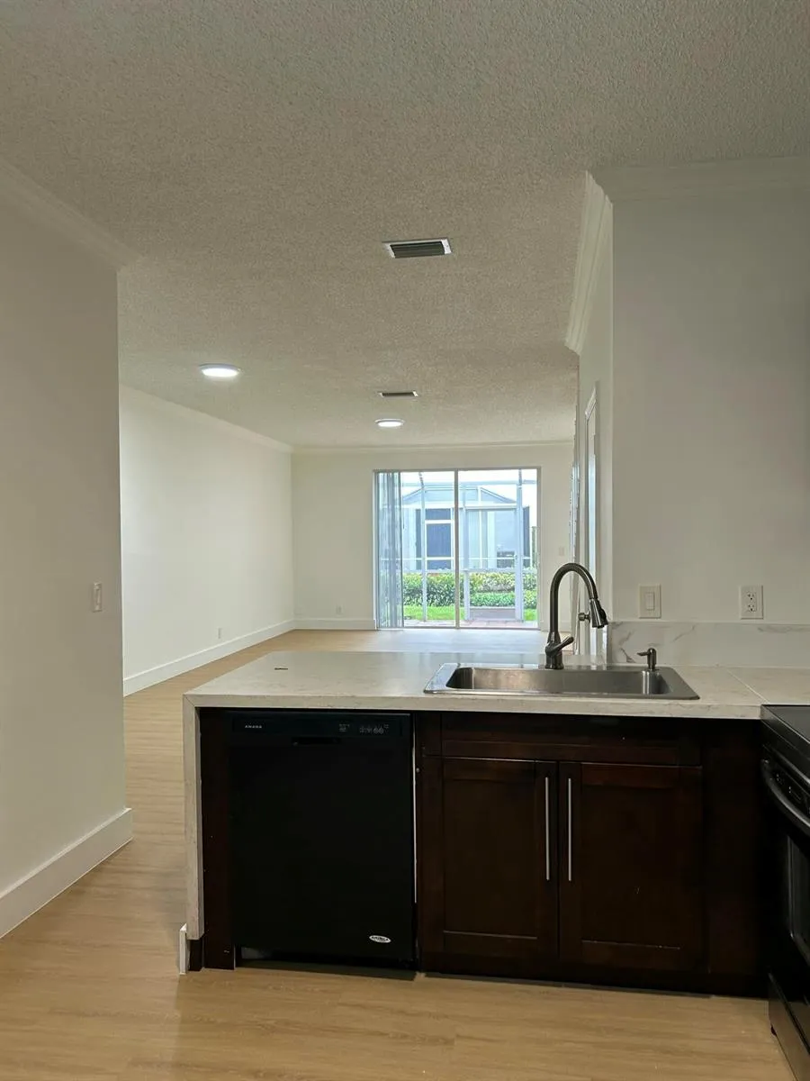 3936 San Simeon Lane #3936 Weston, FL 33331