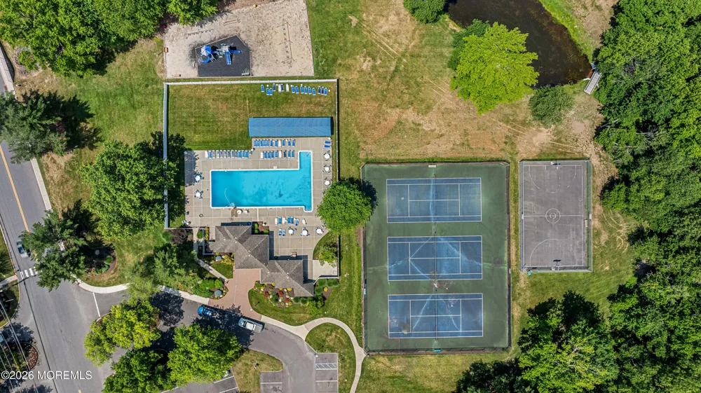 471 Hawthorne Place Morganville, NJ 07751