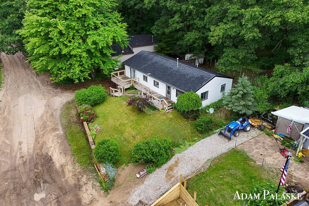 3542 Holiday Drive Montcalm Township, MI 48838