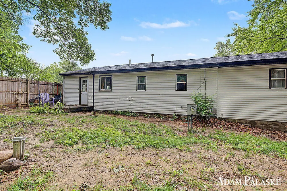 3542 Holiday Drive Montcalm Township, MI 48838