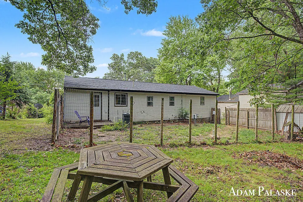 3542 Holiday Drive Montcalm Township, MI 48838