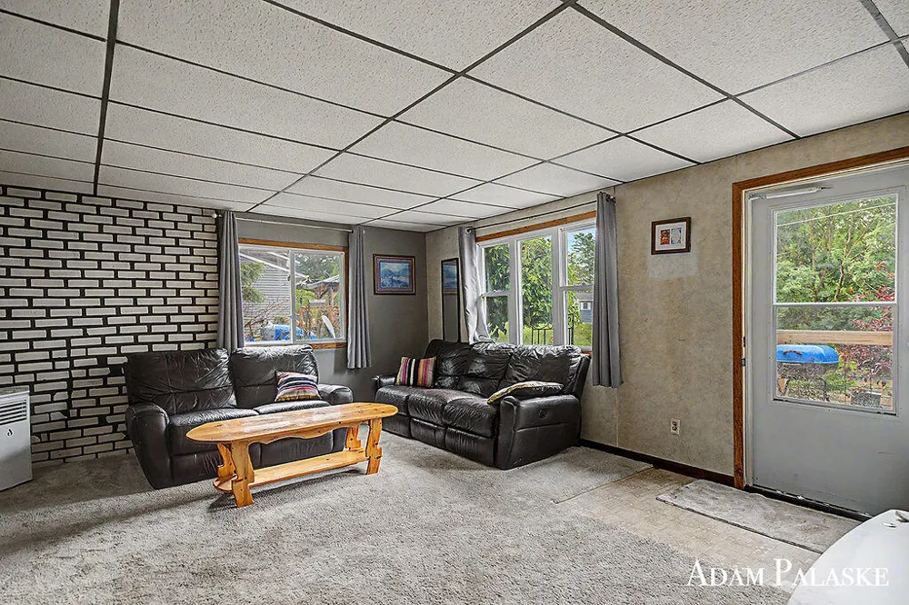 3542 Holiday Drive Montcalm Township, MI 48838