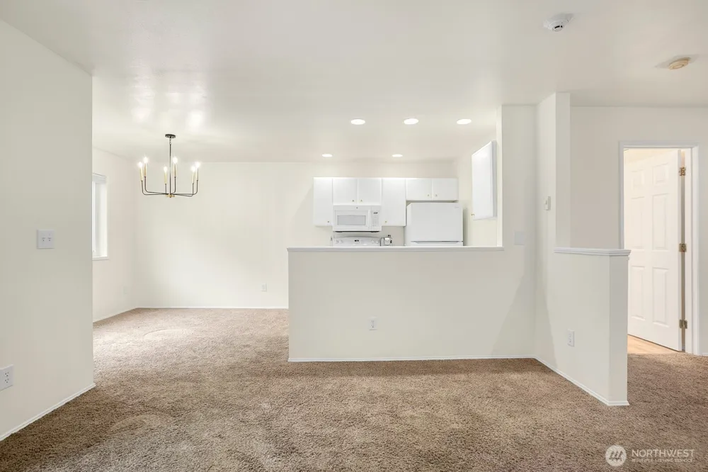 6525 200th Street SW #101 Lynnwood, WA 98036