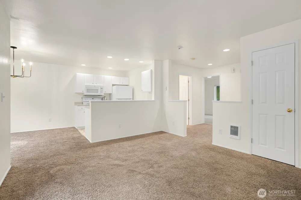 6525 200th Street SW #101 Lynnwood, WA 98036