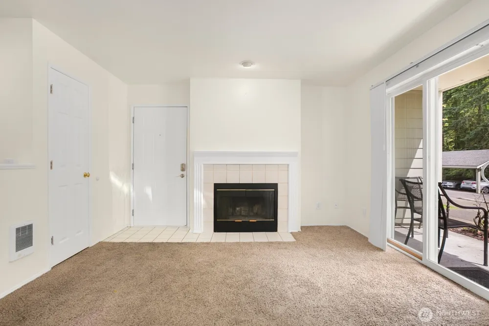 6525 200th Street SW #101 Lynnwood, WA 98036