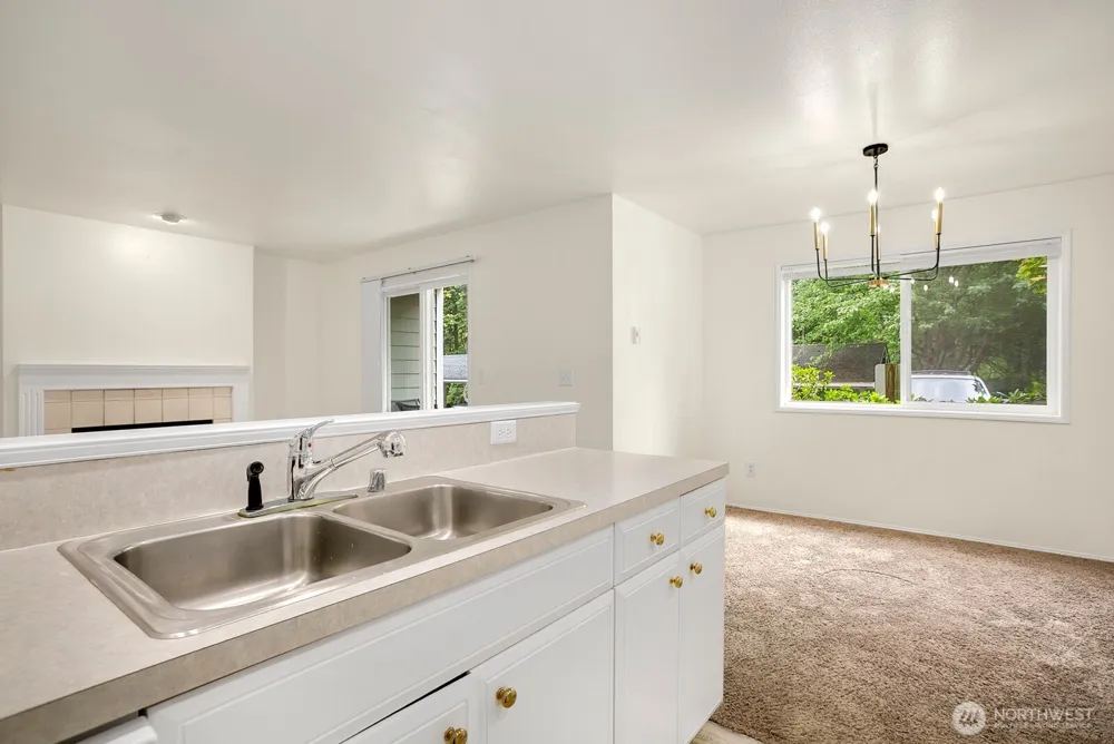 6525 200th Street SW #101 Lynnwood, WA 98036
