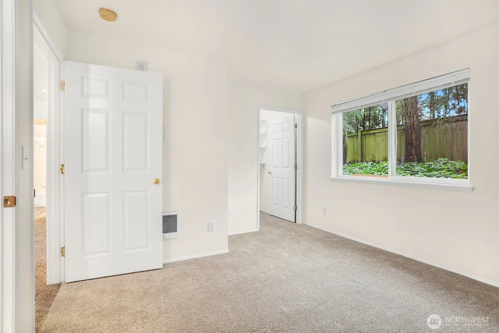 6525 200th Street SW #101 Lynnwood, WA 98036