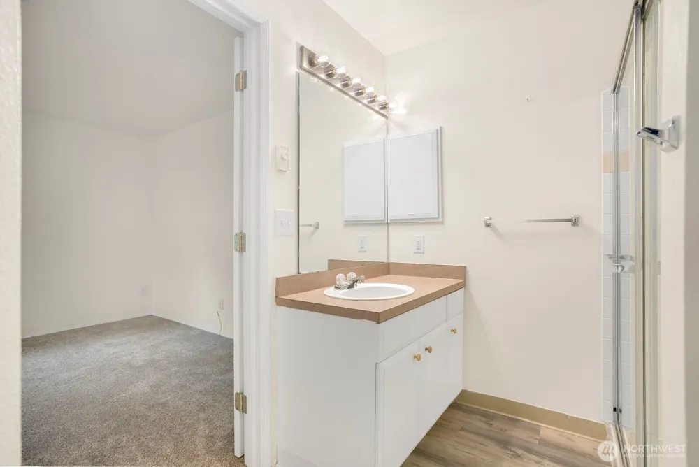 6525 200th Street SW #101 Lynnwood, WA 98036