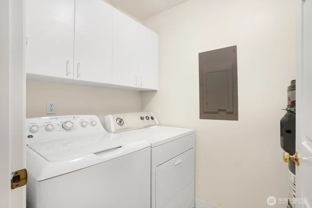 6525 200th Street SW #101 Lynnwood, WA 98036