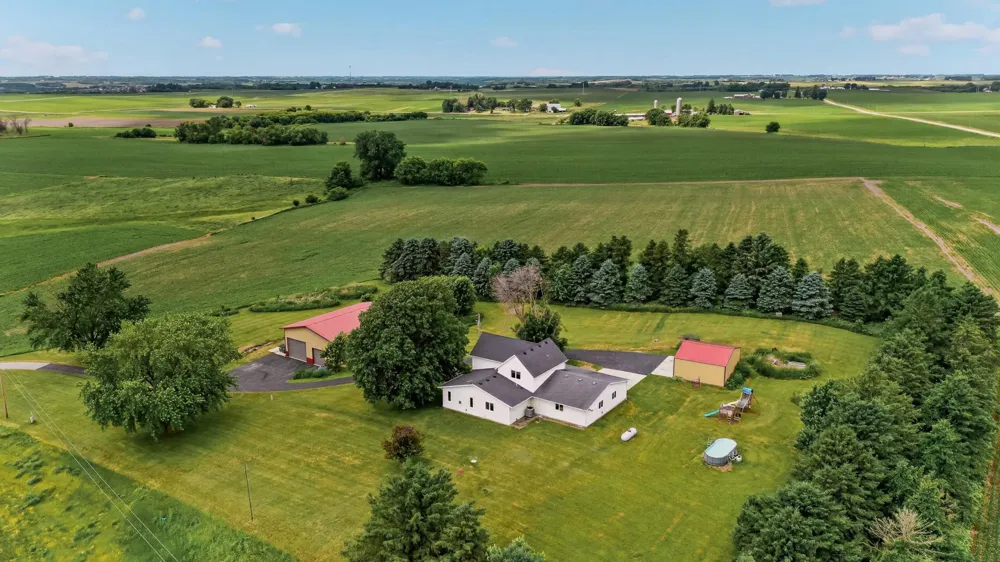 42219 Highway 58 Boulevard Zumbrota, MN 55992