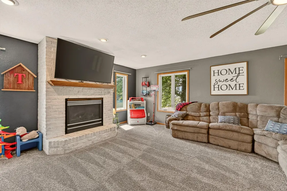 42219 Highway 58 Boulevard Zumbrota, MN 55992