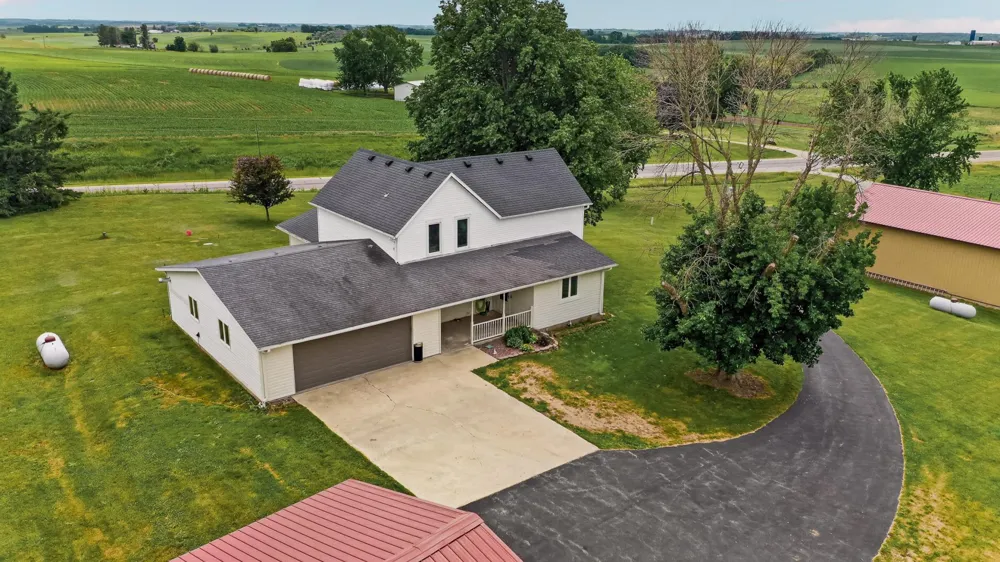 42219 Highway 58 Boulevard Zumbrota, MN 55992