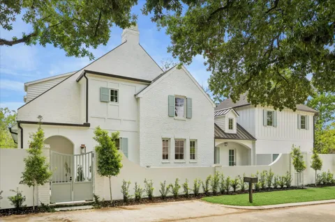 10801 Long Shadow Lane