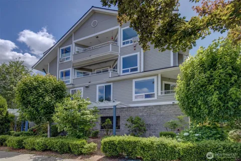 275 E Sunset Way #1A