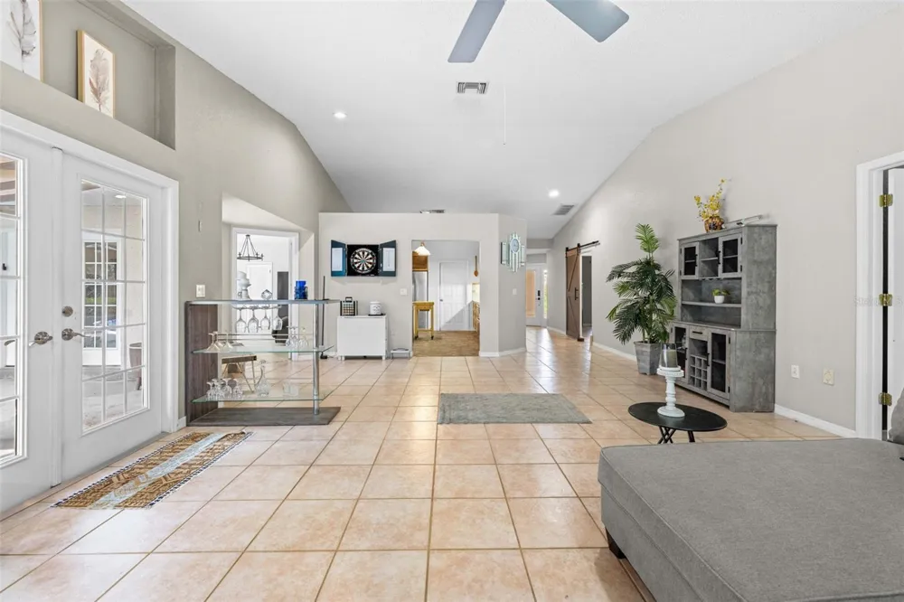 9354 MISSISSIPPI RUN Weeki Wachee, FL 34613